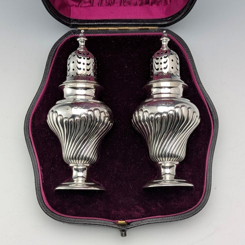 1892年 英国アンティーク 純銀製 シュガーシェイカーペア 計145g Possibly Sibray Hall&Co ケース入